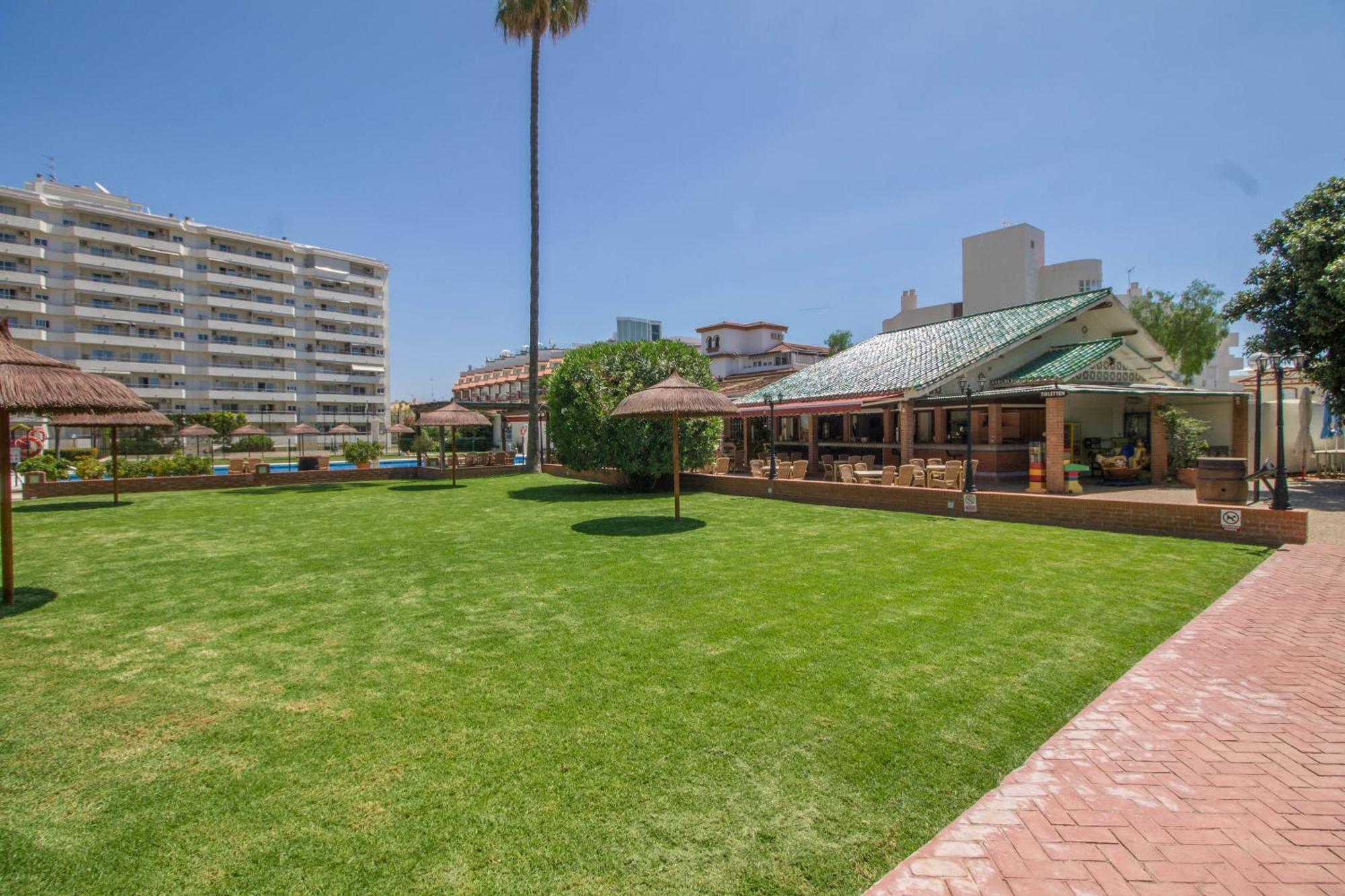 Carihuela Palace 417 By Ivi Real Estate Torremolinos Extérieur photo