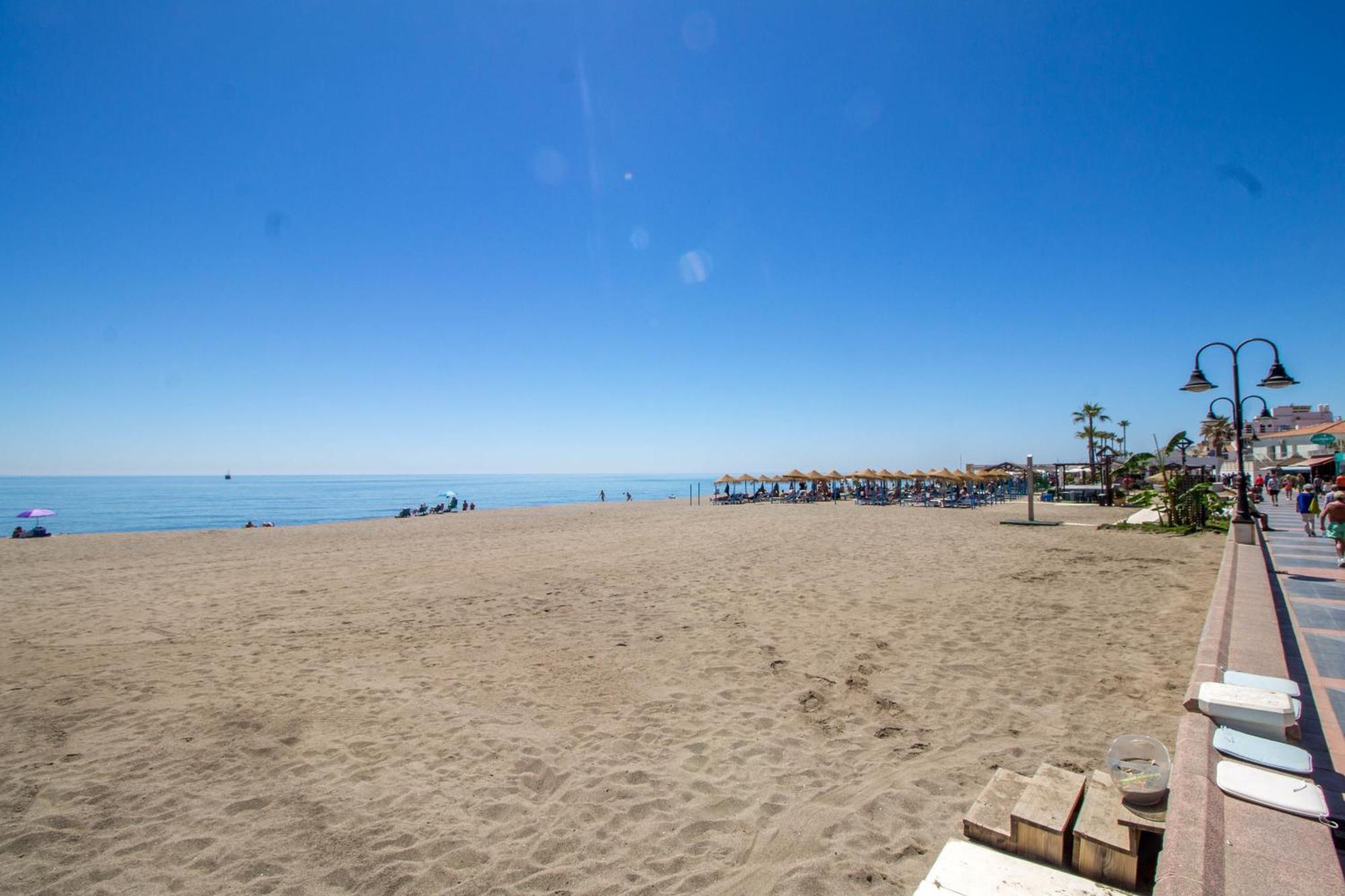 Carihuela Palace 417 By Ivi Real Estate Torremolinos Extérieur photo
